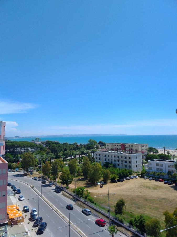 Yellow Building Dıraç Dış mekan fotoğraf